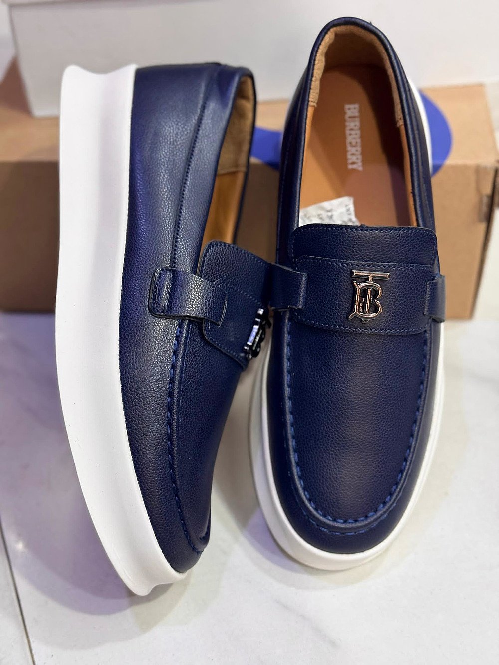 Chaussures Hommes (41-45)