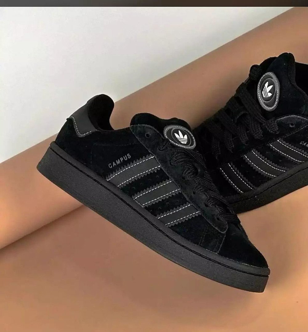 Chaussures unisexes (40-45)