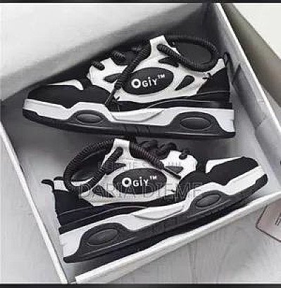 Chaussures unisexes (37-41)